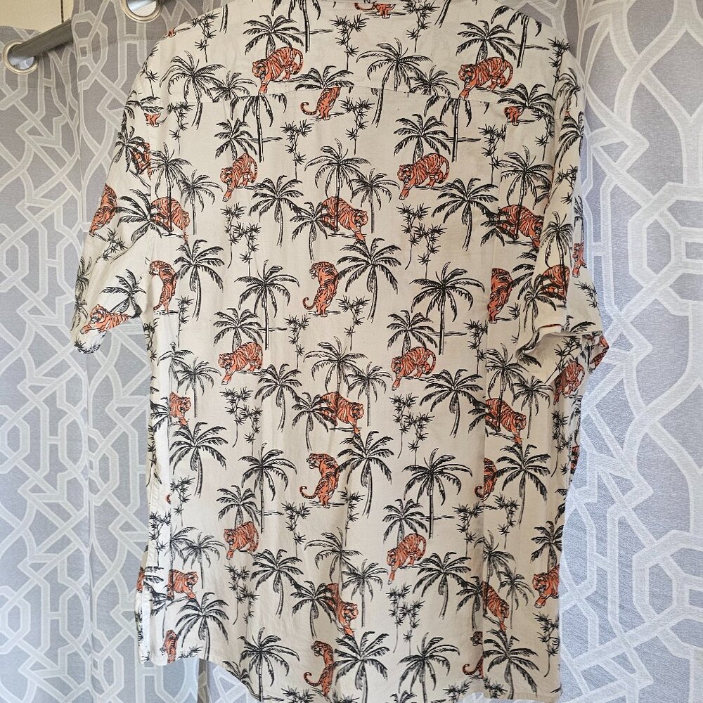 Good Fellows casual dress shirt